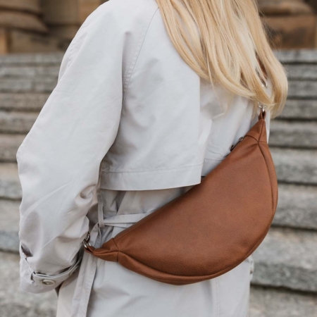 Nachhaltige Moon Bag Braun Crossbody Leder Bowleanies